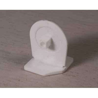 Разделитель пластиковый на монтажную планку D32